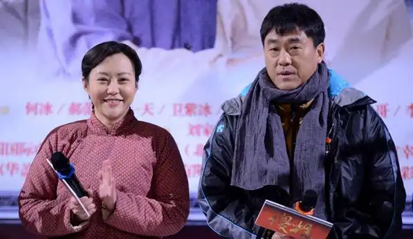 国家演员何冰:同桌是初恋,娶她之后,用22年来证明对她的爱|何冰|妻子