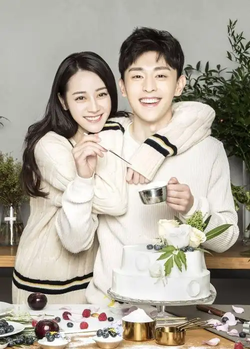 迪丽热巴惊曝绯闻,一个细节暴露和邓伦关系,网友:还记得鹿晗吗?