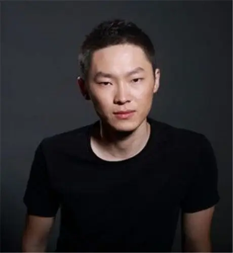 图侯祖辛梁博是哥们赞好声音冠军做客汪峰音视频播客