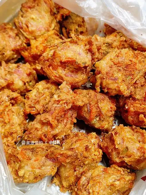 哈尔滨小吃炸乇乇肉和炸素丸子我都成斤买