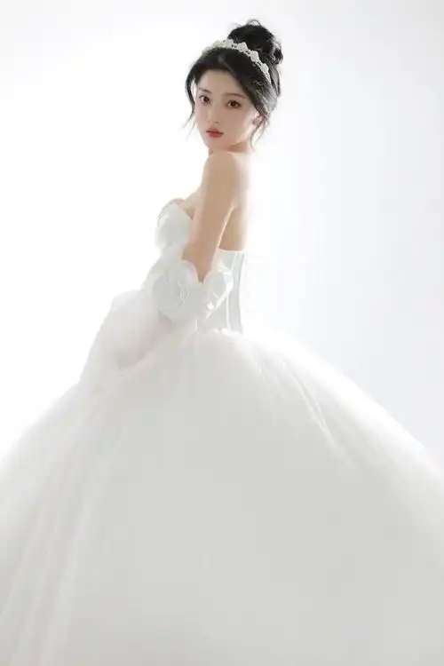 都是理想95姐妹们单人婚纱真的绝美必须拥有一组属于自己的婚纱照是