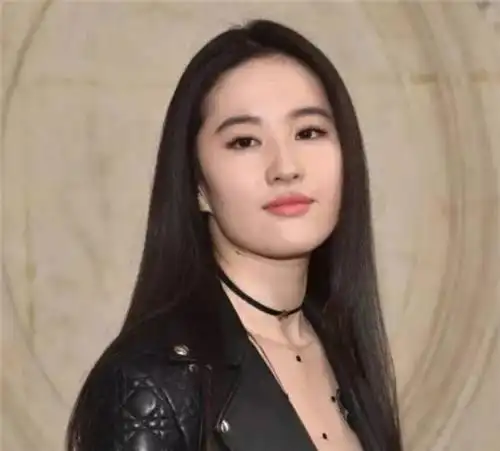 女神刘亦菲变胖是不是一种辛福肥