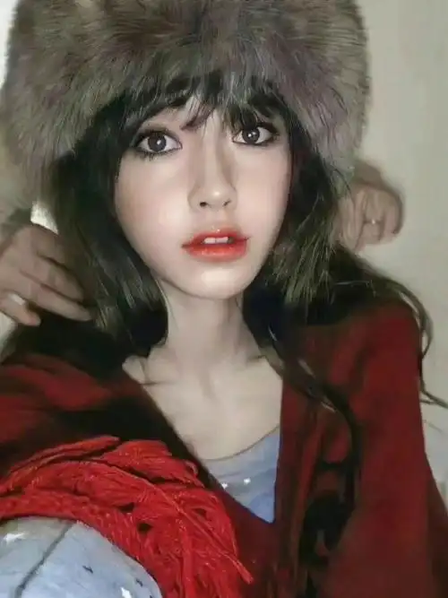 angelababy十四岁出道照曝光青涩外更有小尺度