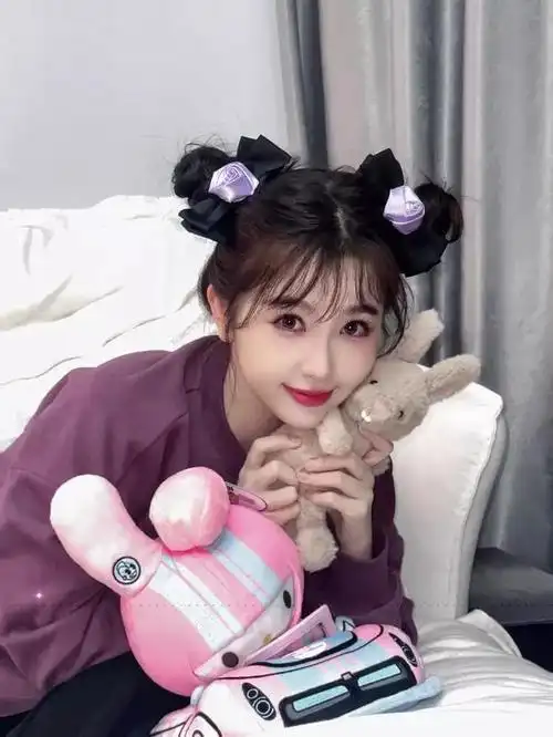 虞书欣一直以她的演技和可爱形象受到观众的喜爱.