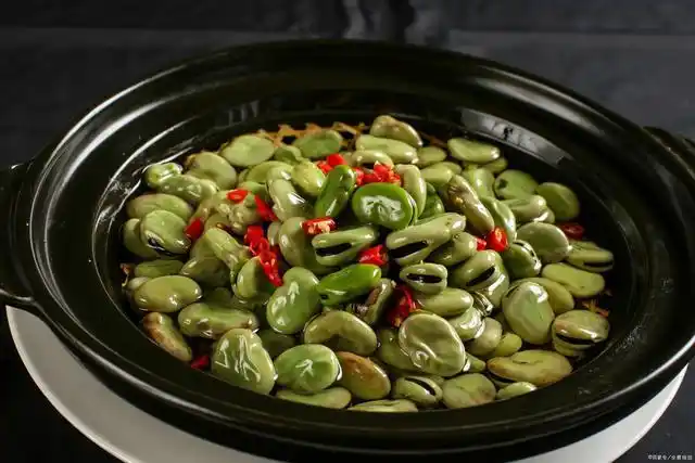 生的蚕豆能吃不?蚕豆怎么做好吃?怪味胡豆做法