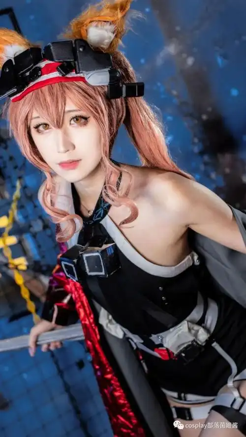 cos:明日方舟干员安洁莉娜