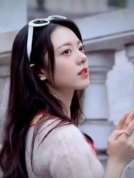 麦永远浪漫且自由赵今麦|向全世界安利赵今麦小熊曲奇嘻嘻的微博视频