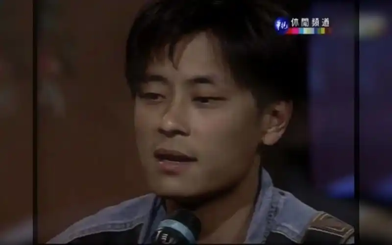 王杰 - 00 原来的我 03 00 王杰 1994 03(1080p)