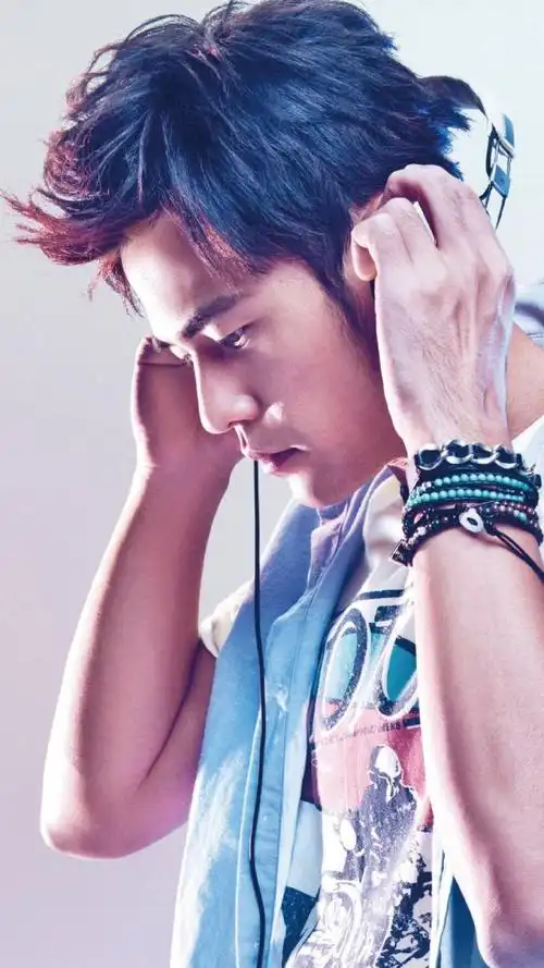 今日份心动男神周杰伦 壁纸右下角已阅#周杰伦超话第一