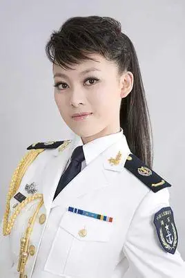 常思思 青年花腔女高音歌唱家,海政文工团青年独唱演员,中国声乐文华