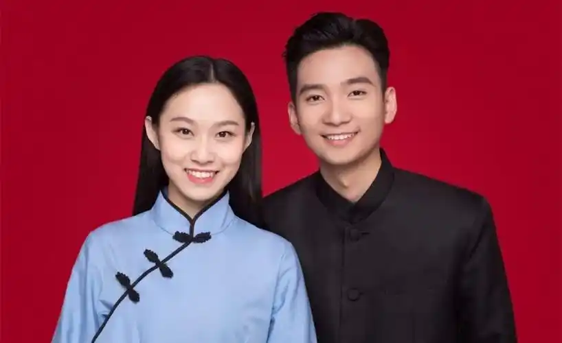 何猷君奚梦瑶领证结婚!证件照这样拍,60年后都看不腻!