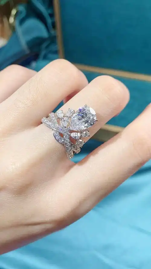 水滴皇冠为爱加冕angelababy同款婚戒