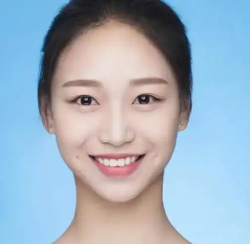 女生拍证件照时,记住这3个"小心机",立马拍出"女神照"呦