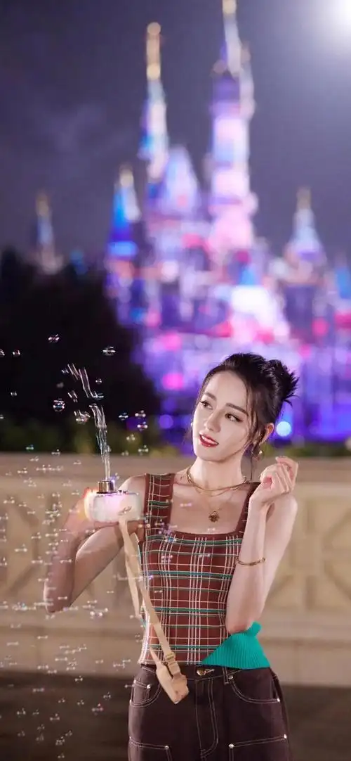 迪丽热巴锁屏壁纸大全迪丽热巴锁屏壁纸大全高清