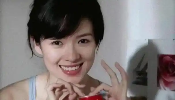 章子怡年轻时有多美青春期照片曝光堪称真正的玉女掌门人