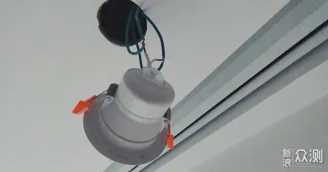 环境的无主灯设计从一个筒灯开始,就在于这个东西很小,而且很容易安装