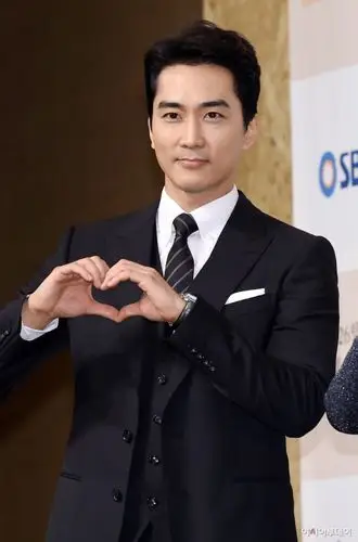 宋承宪出席《师任堂,光的日记》制作发布会男神也笔芯