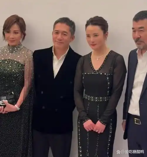 蒋勤勤算不算顶级大美女看她和章子怡林心如的合照就知道答案了