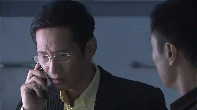 现场铁证:警察找到新线索,案子却越来越复杂,下秒接到电话懵了-影视综