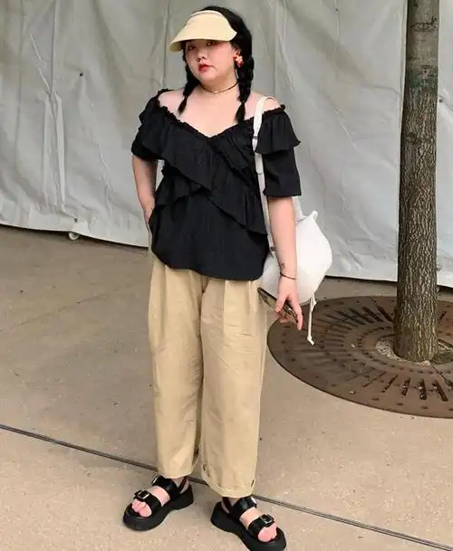 胖女孩最关心的显瘦穿法,150斤女生的时髦搭配示范,上身瘦十斤