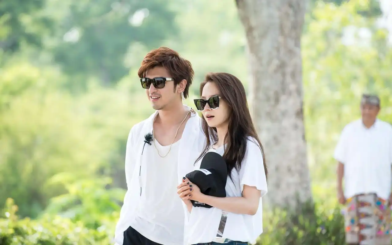 我们相爱吧宋智孝陈柏霖甜蜜剧照图片桌面壁纸