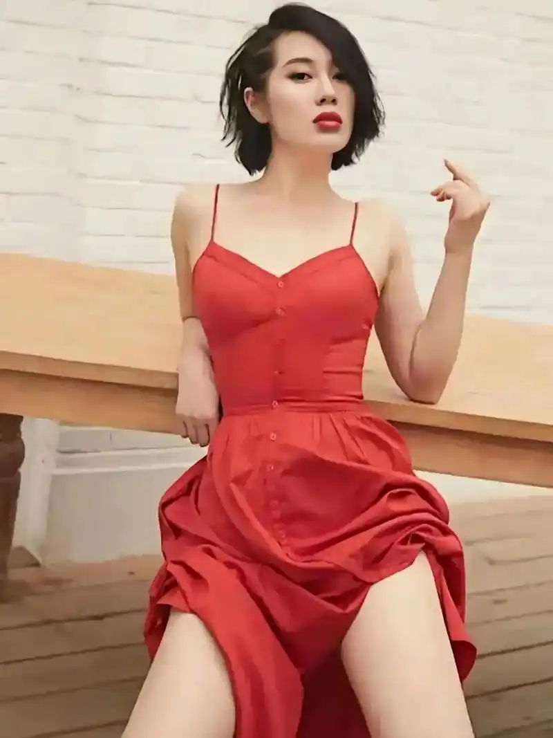 余男～惊艳美图合集,性感红唇犹如舒淇90