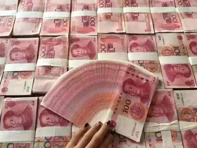 (以人民币100元面额计算)