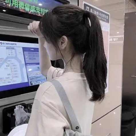 粉丝求图0612高马尾学生头像