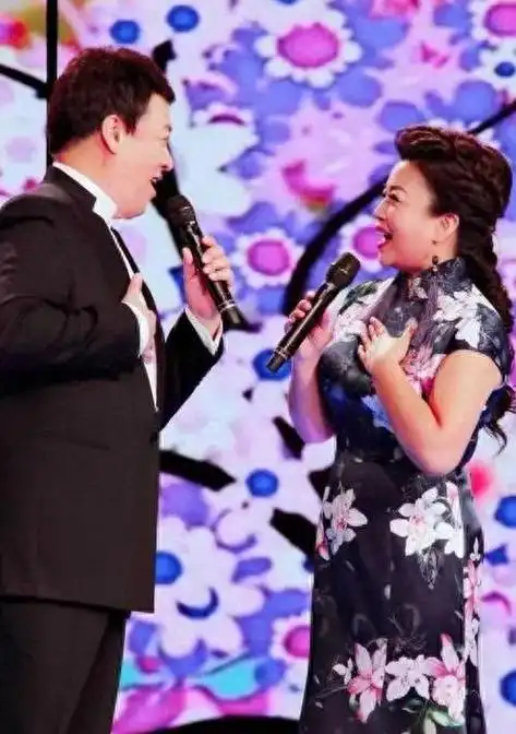 张也:55岁依然未婚,和62岁吕继宏惺惺相惜,并声称不结婚也幸福