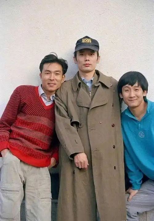 妹妹远在美国,父母也已离世,如今67岁无儿无女的葛优如何了