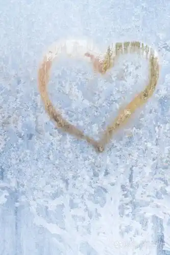 冰窗冰冻模式下的寒冷冬天的心