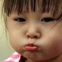 噘嘴撒娇表情包_斗图表情包_微信头像图片大全