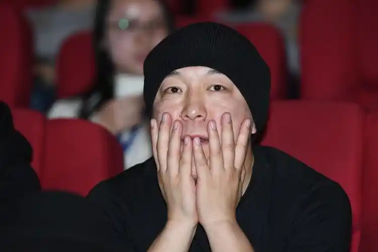 黄渤主持49届金马奖 49届金马奖主持人 - 北京百科网