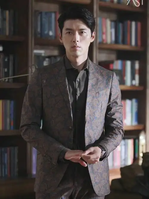 2018年雷克萨斯广告拍摄中的玄彬