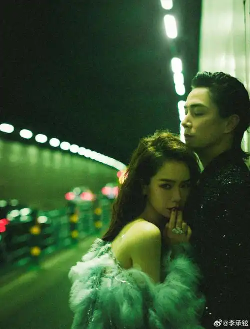 李承铉作曲戚薇作词我作柠檬精##戚薇稳坐李承铉作词