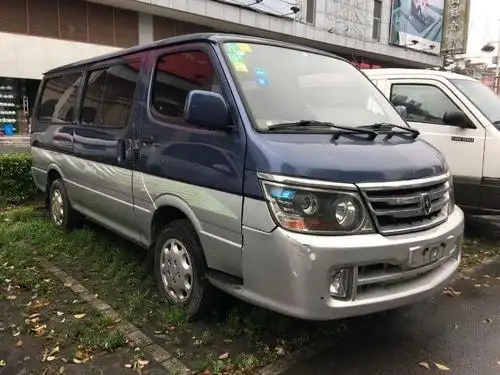 面包车 基本配置 编号:2017151038334 车型:面包车 里程:8万公里 排放