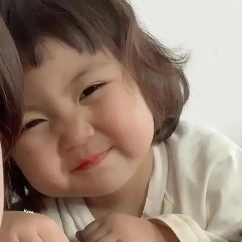 罗熙头像:购物车满满就是快乐!