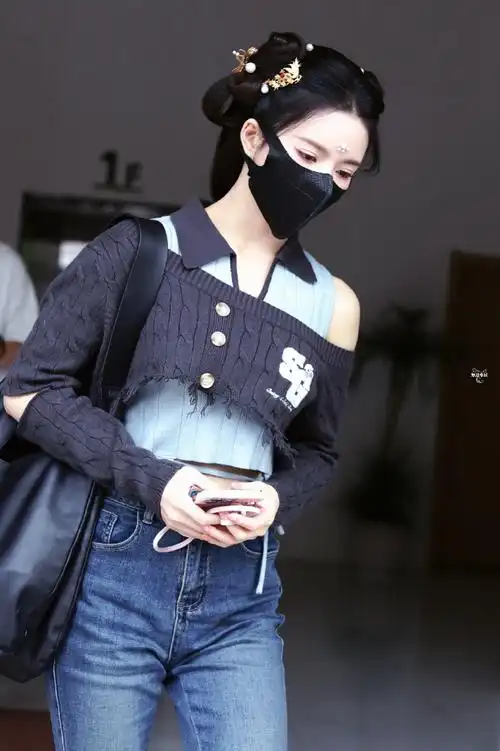 刘些宁墨雨云间