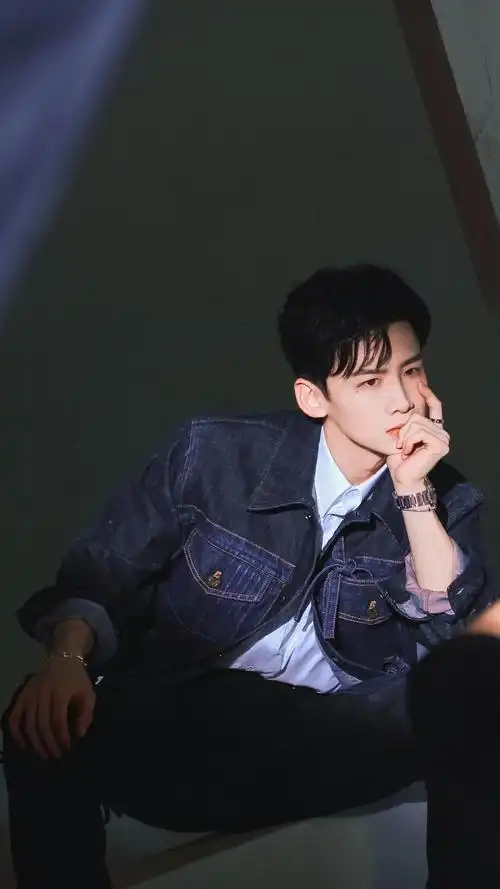 白敬亭帅气养眼写真,高清图片 - ipad壁纸