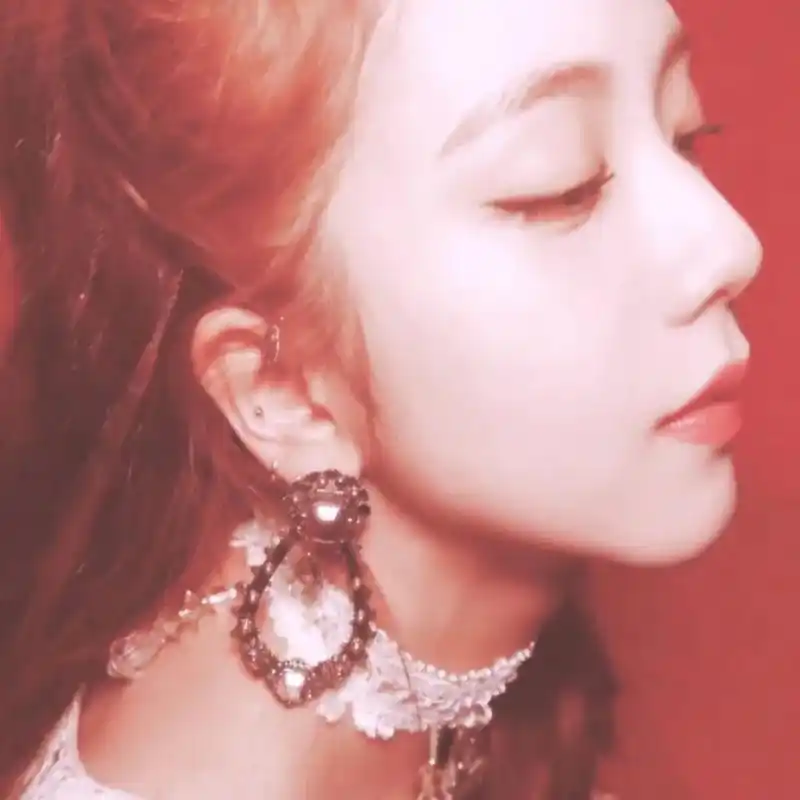 原创奶凶脸jennie是后台最硬的划水团宠?粉墨门面只能是冰雪颜的她!