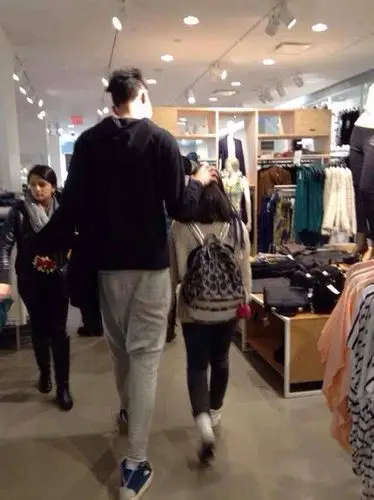 大家说女生155就配不上男生185的吗?