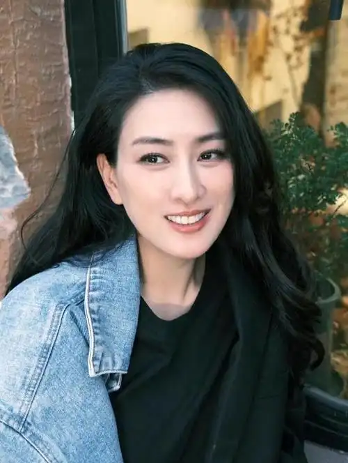 马苏生活照,好好看!__财经头条