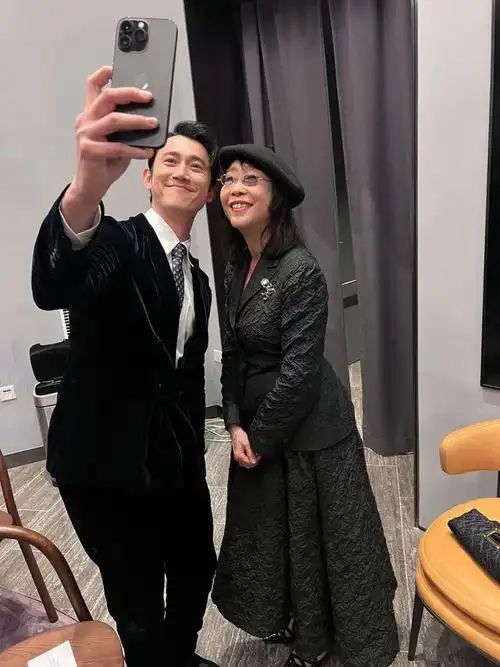 范冰冰专访:迈向最好的创作年龄|李玉|冯小刚|女演员|奥斯卡颁奖典礼