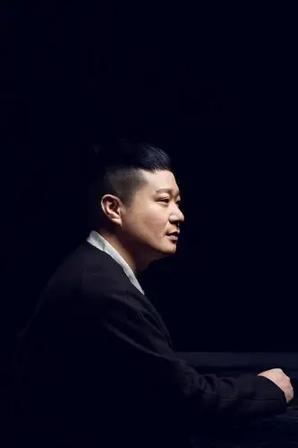 以黑白灰为底色,设计师竟打造出满室春光潋滟!-画廊-模匠网,3d模型下