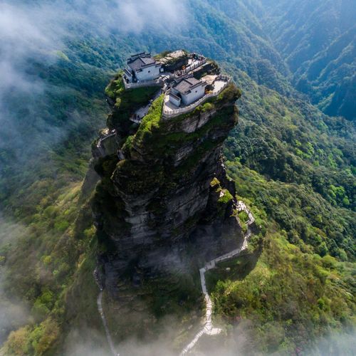 贵州铜仁梵净山蘑菇红云金顶纯玩一日游境内跟团游