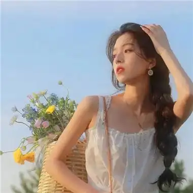 明艳又精致的超好看女生头像合集 大方又好看的绝美女生头像_女生头像