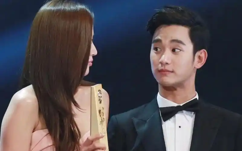 来自星星的你全智贤金秀贤超甜花絮剪辑