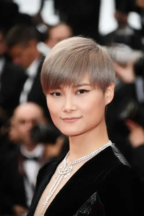 那年今日的李宇春##李宇春戛纳电影节