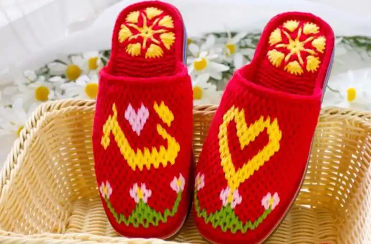 婚庆系列毛线拖鞋编织纯手工钩织创意拖鞋