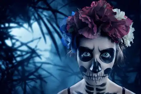 可怕的头骨弥补了万圣节.